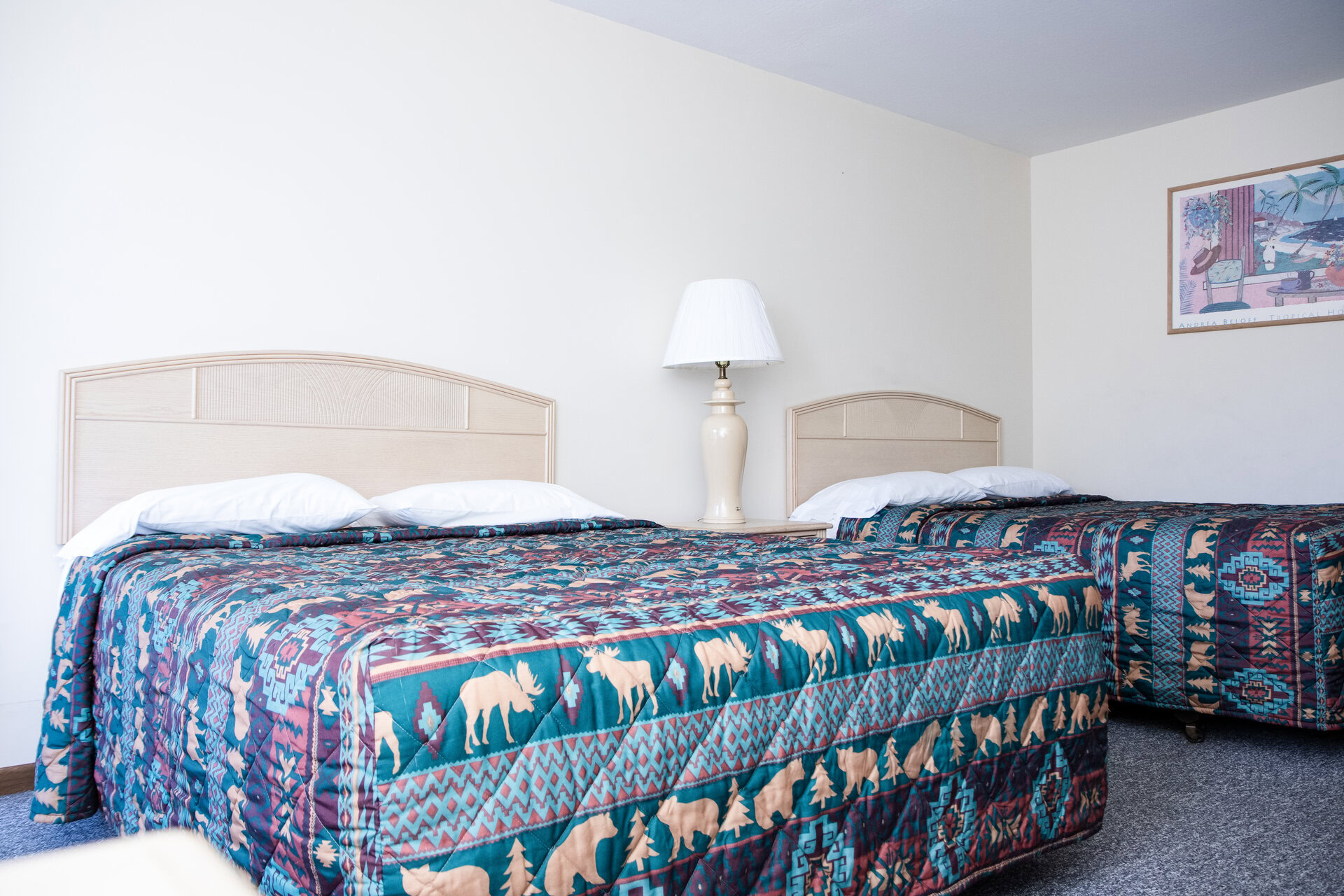 Starlite Motel Eclipse Room - view from beds onto TV